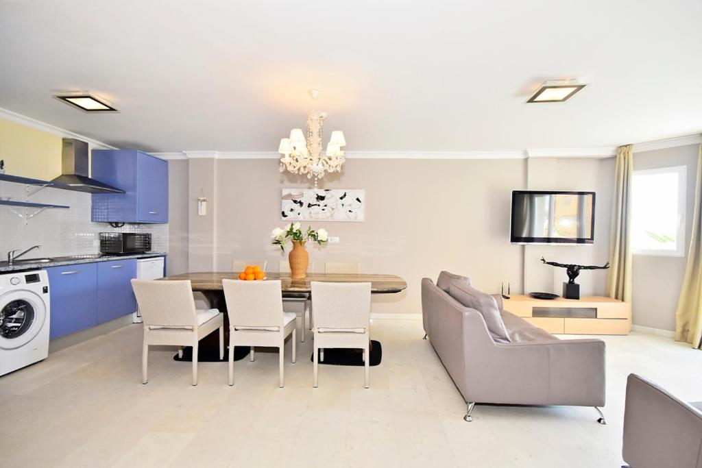 Aparthotel Ola Blanca Cala de Finestrat Room photo