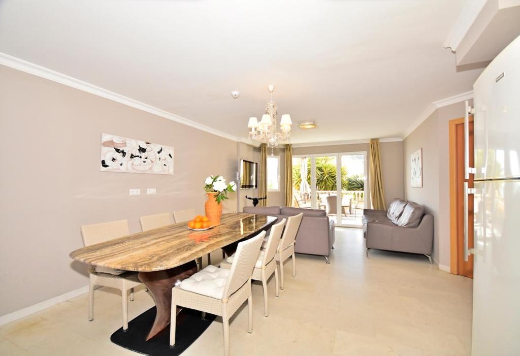 Aparthotel Ola Blanca Cala de Finestrat Room photo