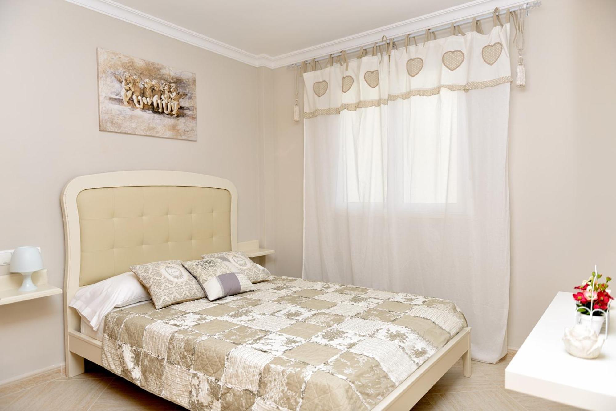 Aparthotel Ola Blanca Cala de Finestrat Room photo